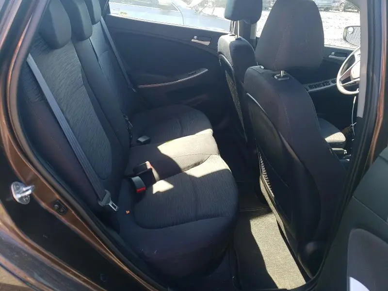 2015 HYUNDAI ACCENT GS  
