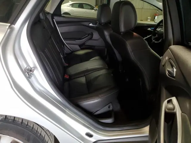 2012 FORD FOCUS TITANIUM  