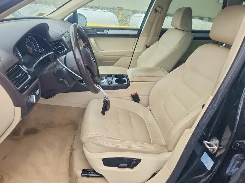 2014 VOLKSWAGEN TOUAREG V6 TDI  