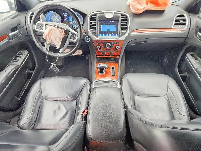 2013 CHRYSLER 300   