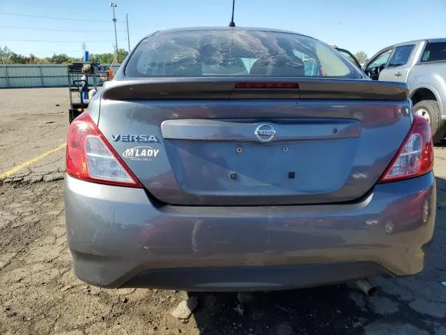 2018 NISSAN VERSA S  