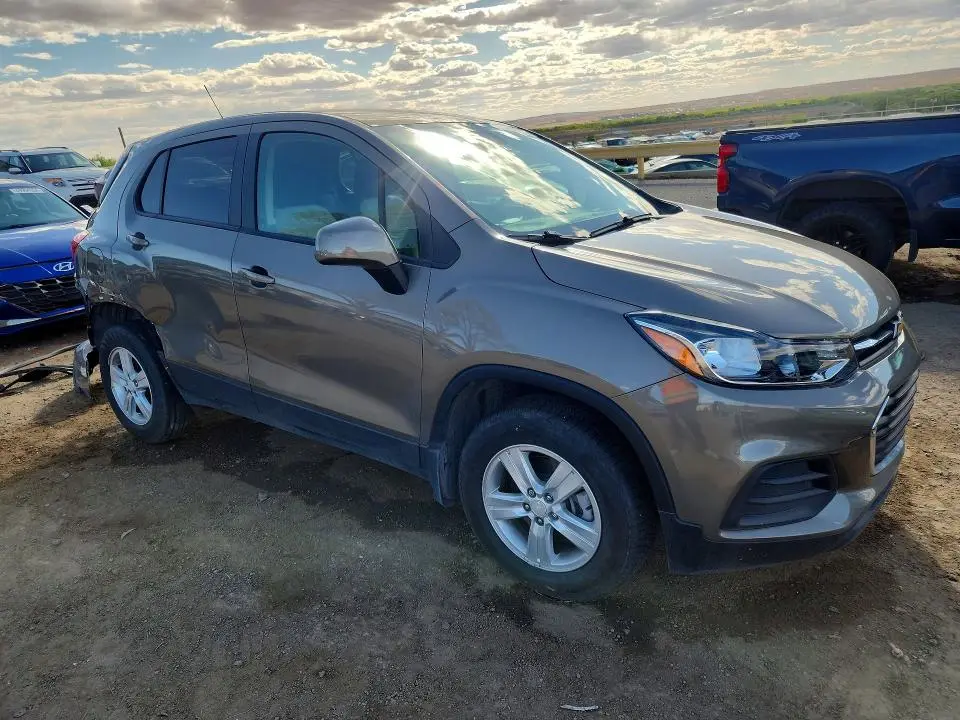 2022 CHEVROLET TRAX LS  