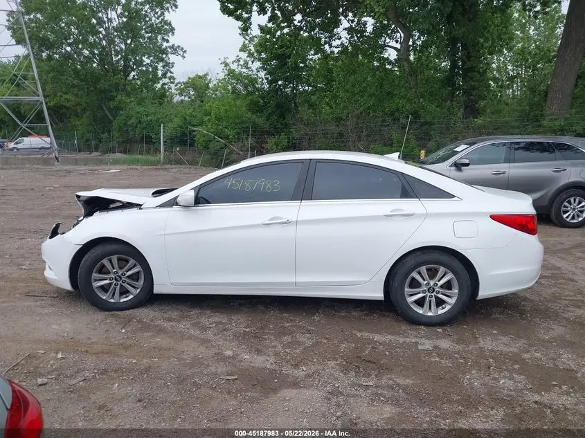 2013 HYUNDAI SONATA GLS