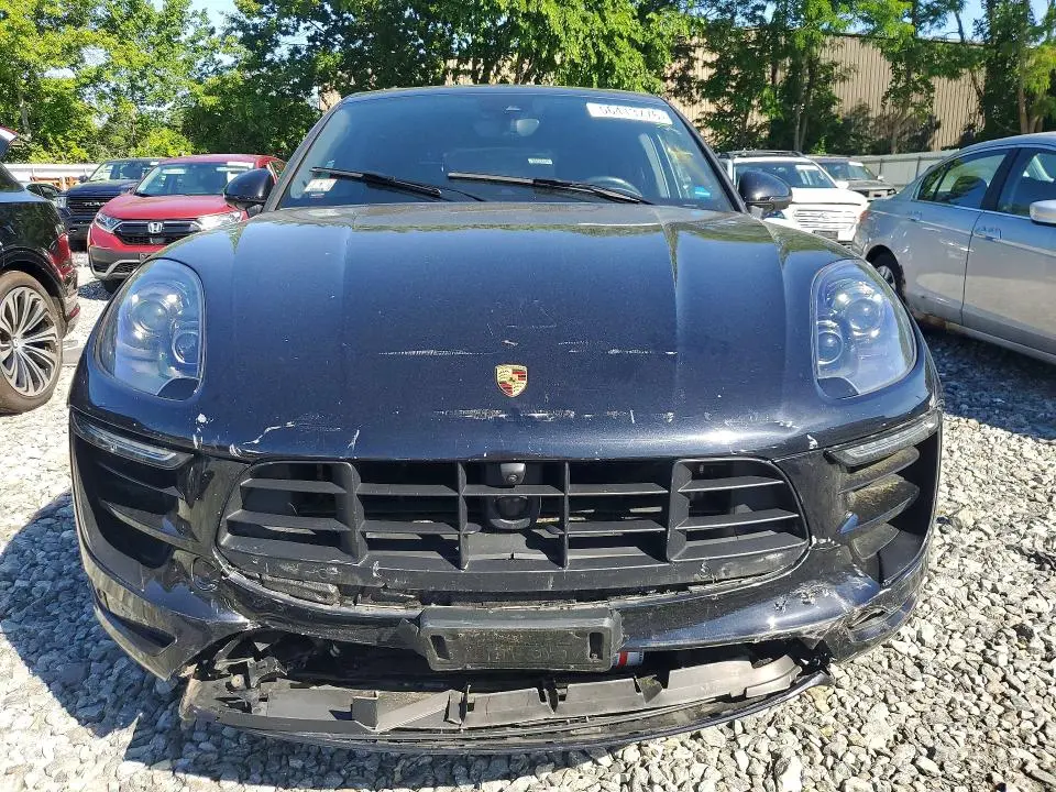2017 PORSCHE MACAN GTS  