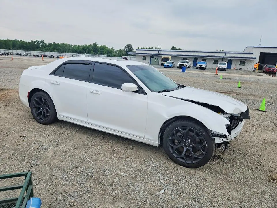 2020 CHRYSLER 300 S  