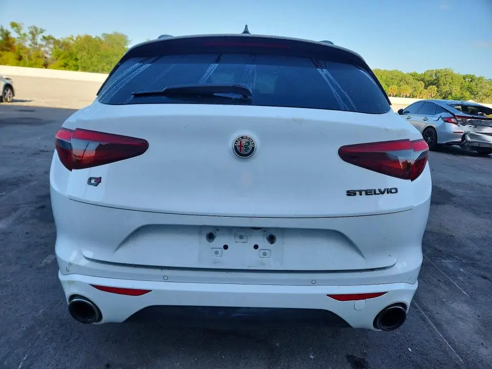 2021 ALFA ROMEO STELVIO TI  