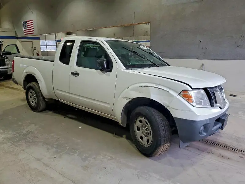2017 NISSAN FRONTIER S  