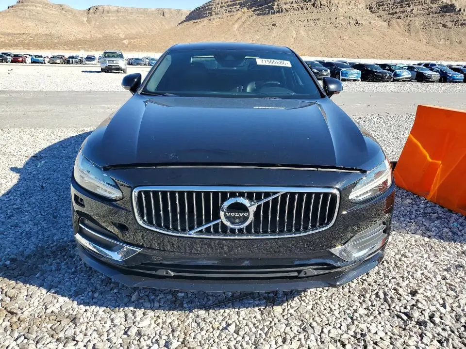 2018 VOLVO S90 T6 INSCRIPTION  
