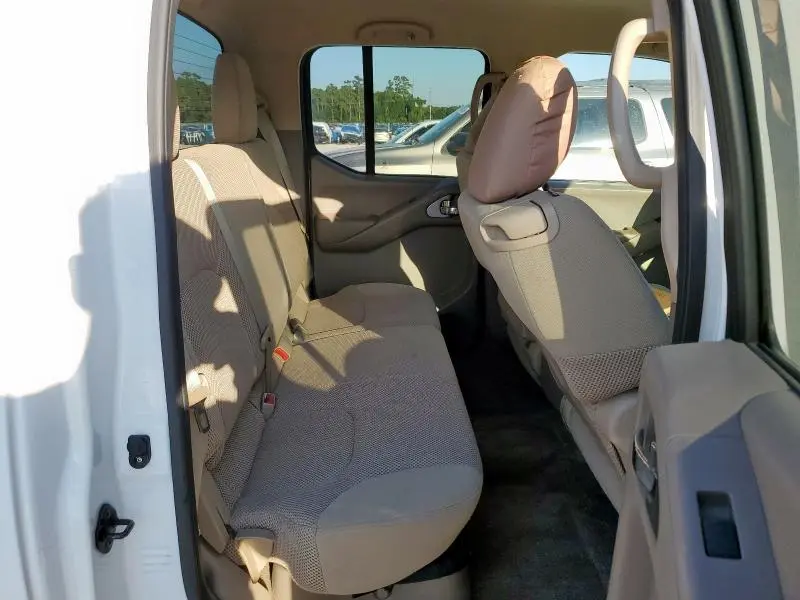 2012 NISSAN FRONTIER S  