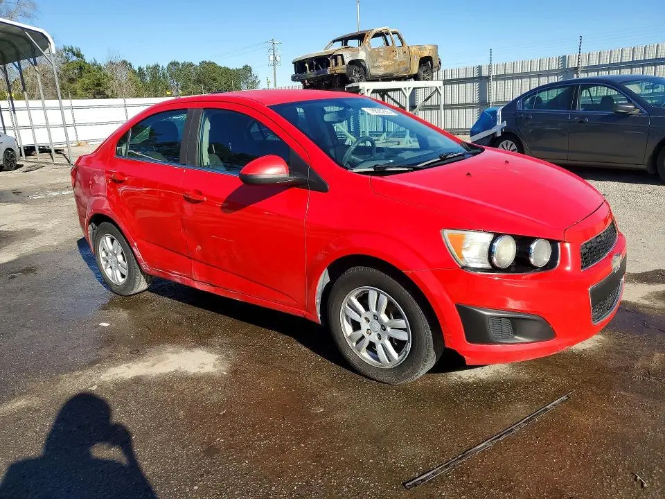 2015 CHEVROLET SONIC LT  