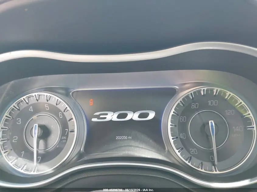 2017 CHRYSLER 300 LIMITED