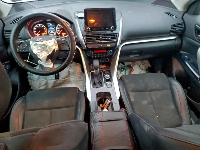 2022 MITSUBISHI ECLIPSE CROSS SE  