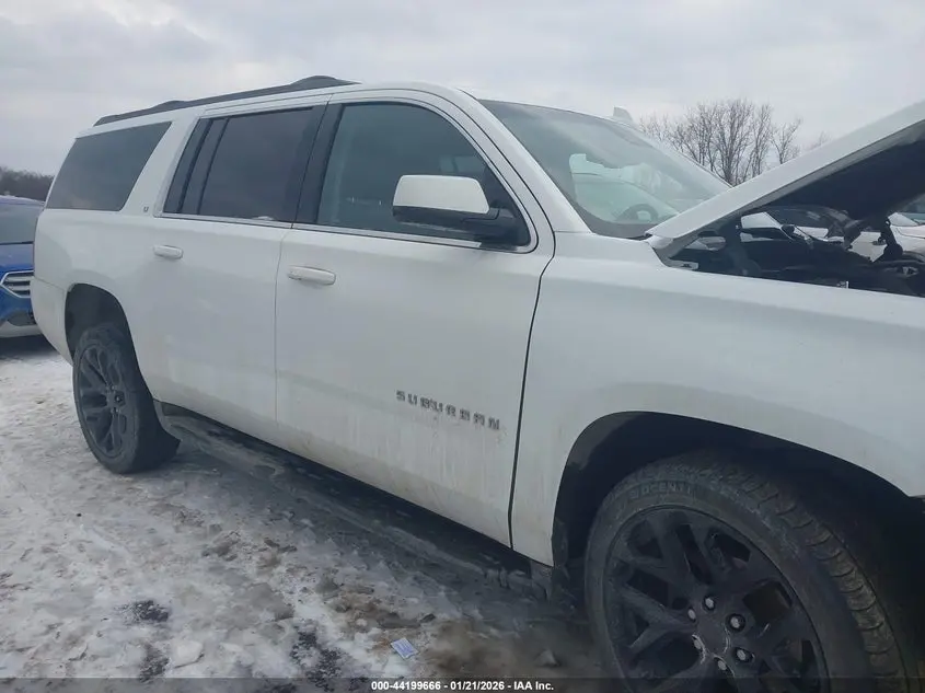 2017 CHEVROLET SUBURBAN LT