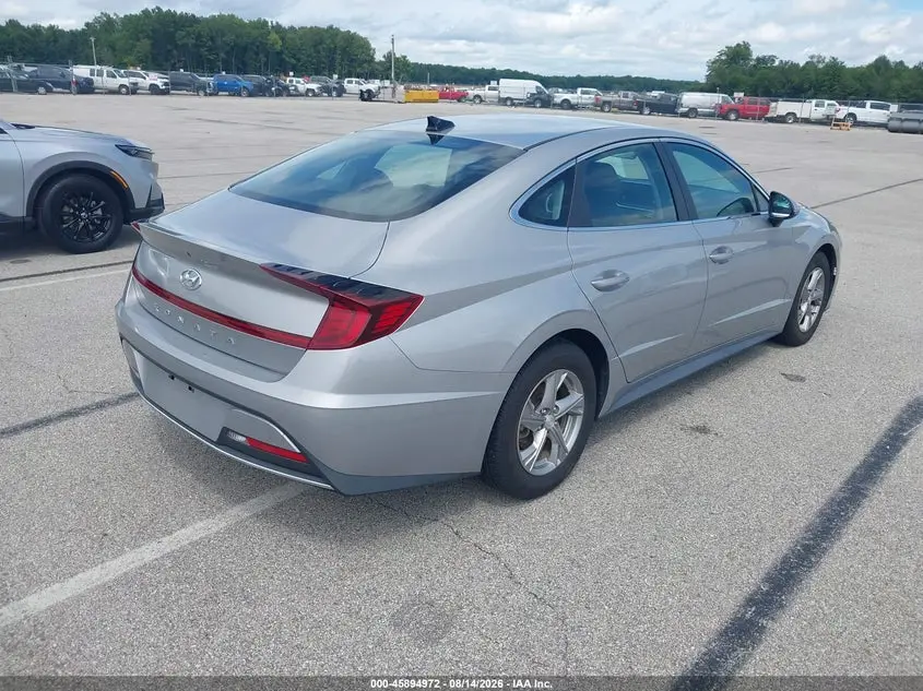 2023 HYUNDAI SONATA SE
