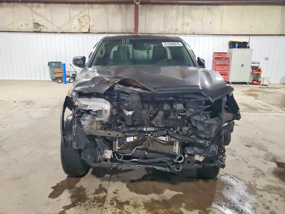2019 TOYOTA TACOMA SR5 V6  
