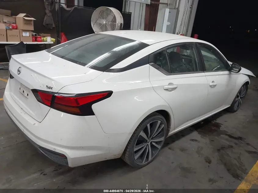 2021 NISSAN ALTIMA SR FWD
