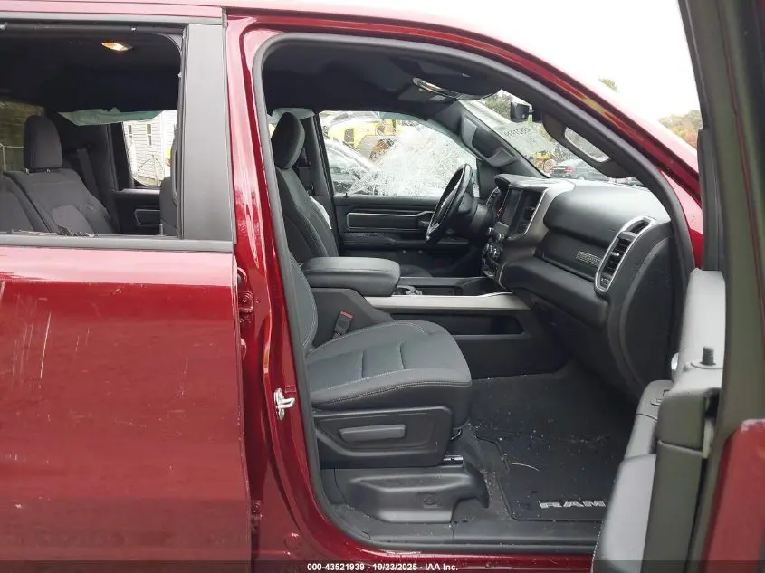 2022 RAM 1500 BIG HORN  4X4 5'7 BOX