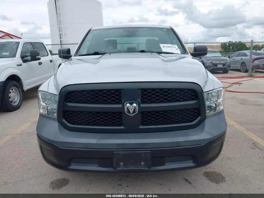 2018 RAM 1500 TRADESMAN  4X2 5'7 BOX