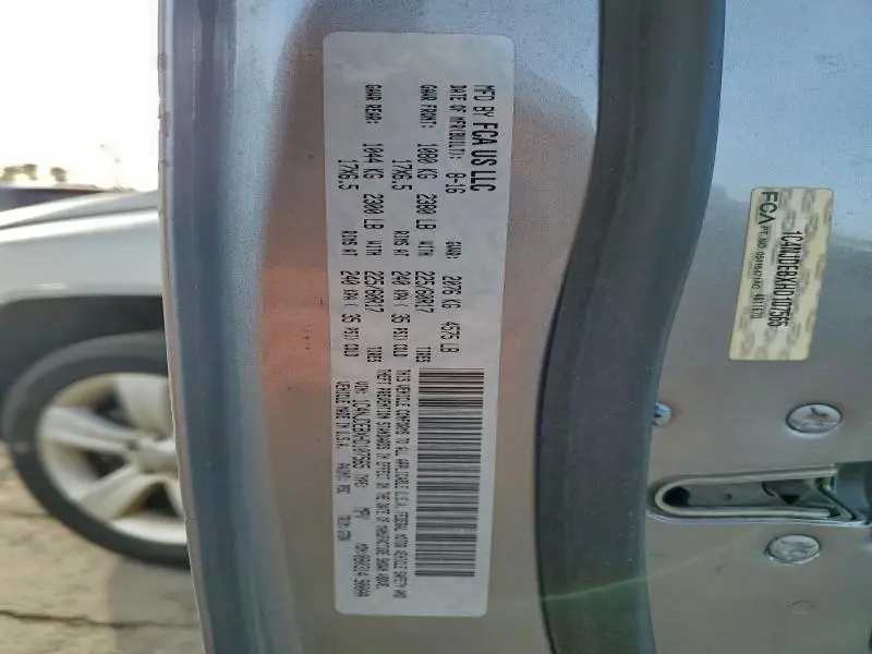 2017 JEEP COMPASS LATITUDE  