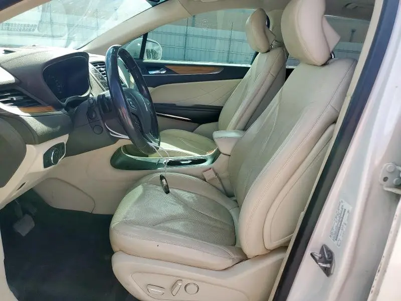2015 LINCOLN MKC   