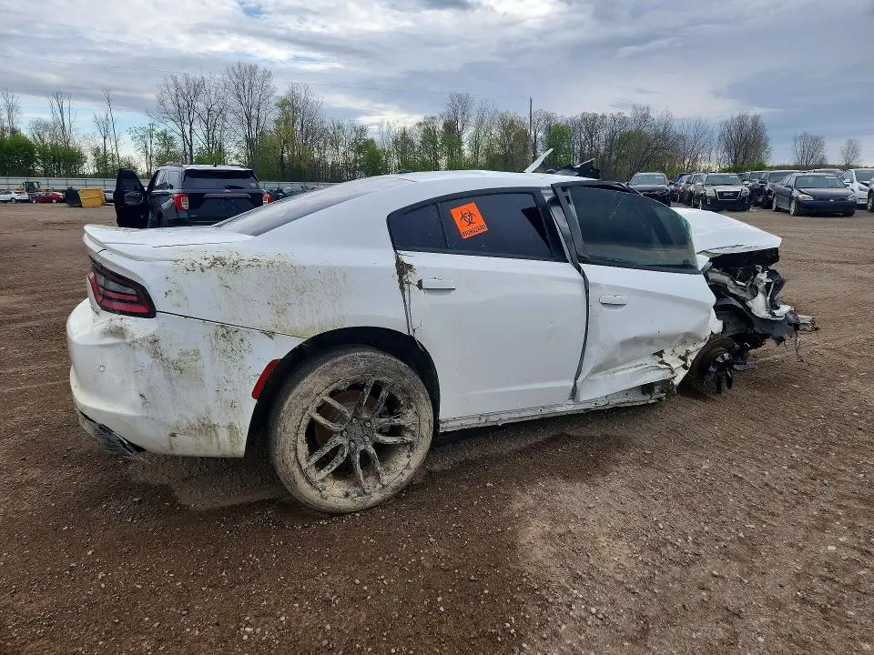 2017 DODGE CHARGER SXT  