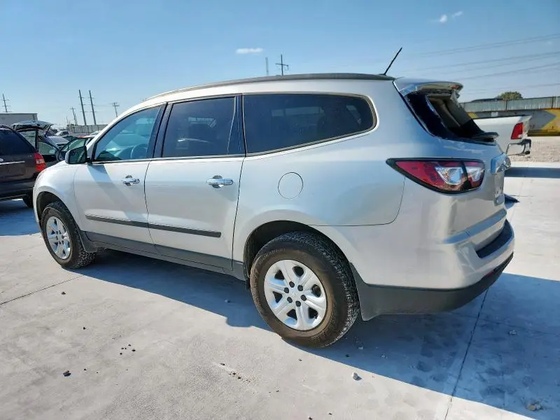 2014 CHEVROLET TRAVERSE LS  