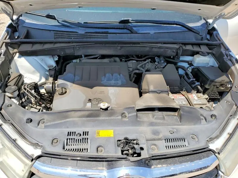 2014 TOYOTA HIGHLANDER XLE  