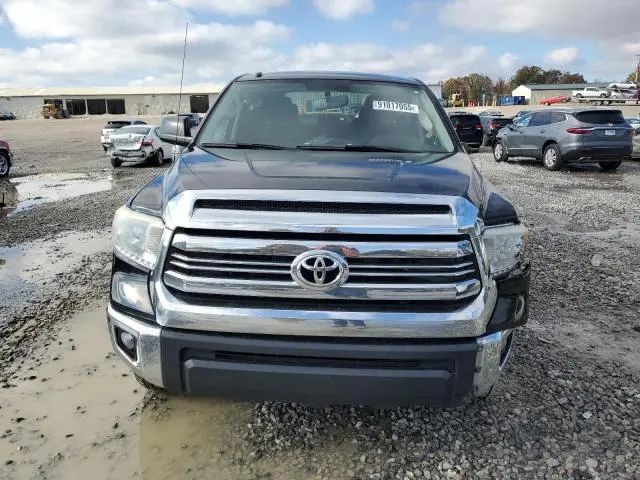 2017 TOYOTA TUNDRA CREWMAX SR5  
