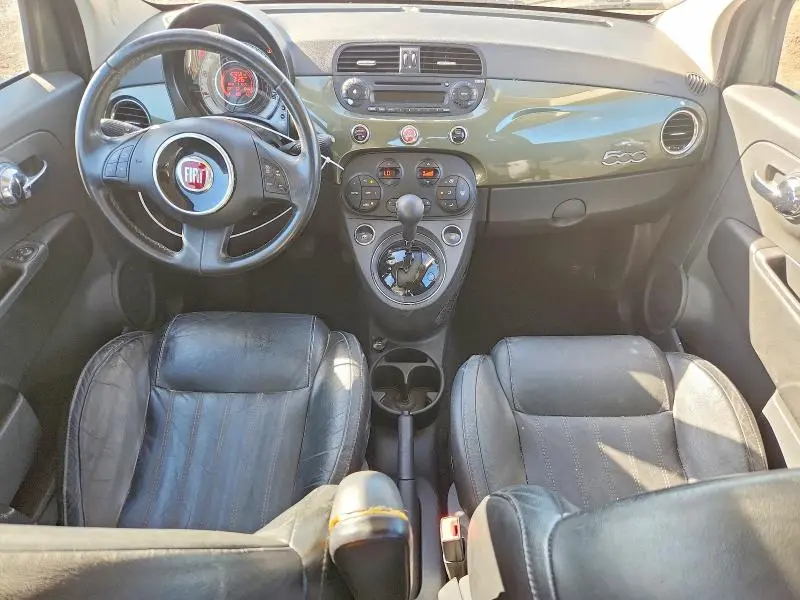 2013 FIAT 500 LOUNGE  