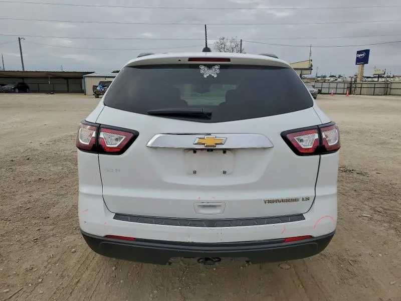 2016 CHEVROLET TRAVERSE LS  