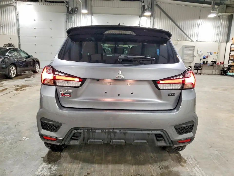 2026 MITSUBISHI RVR SE  