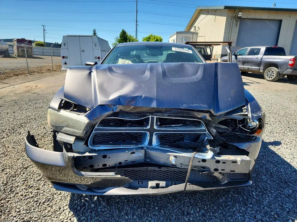 2014 DODGE CHARGER SE  