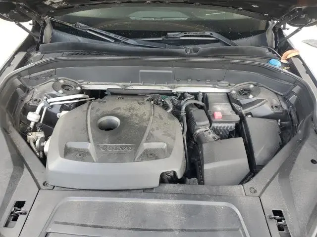 2016 VOLVO XC90 T6