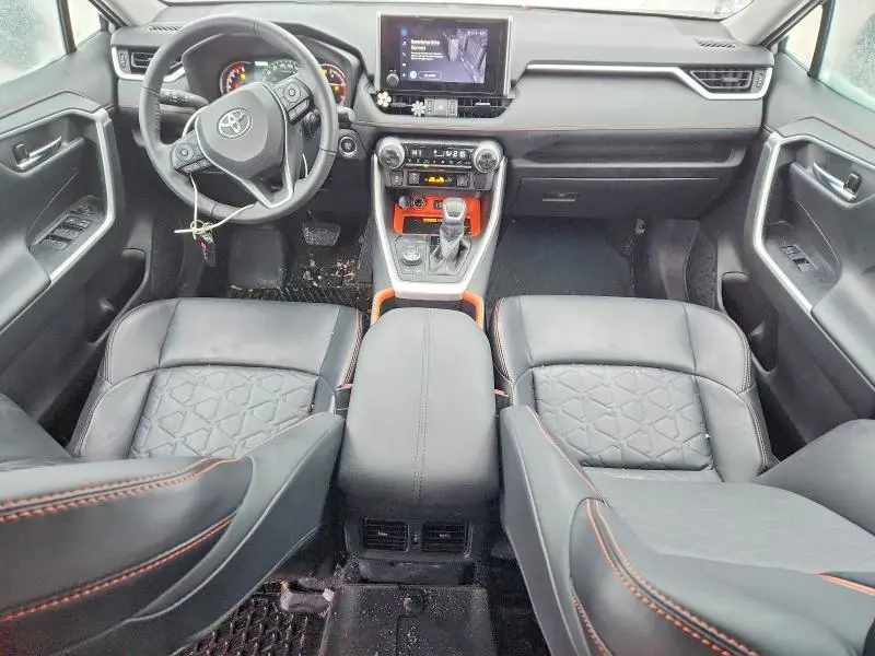 2023 TOYOTA RAV4 ADVENTURE  