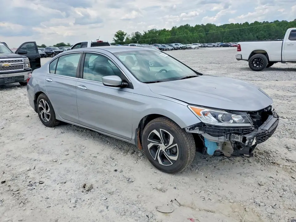 2017 HONDA ACCORD LX  