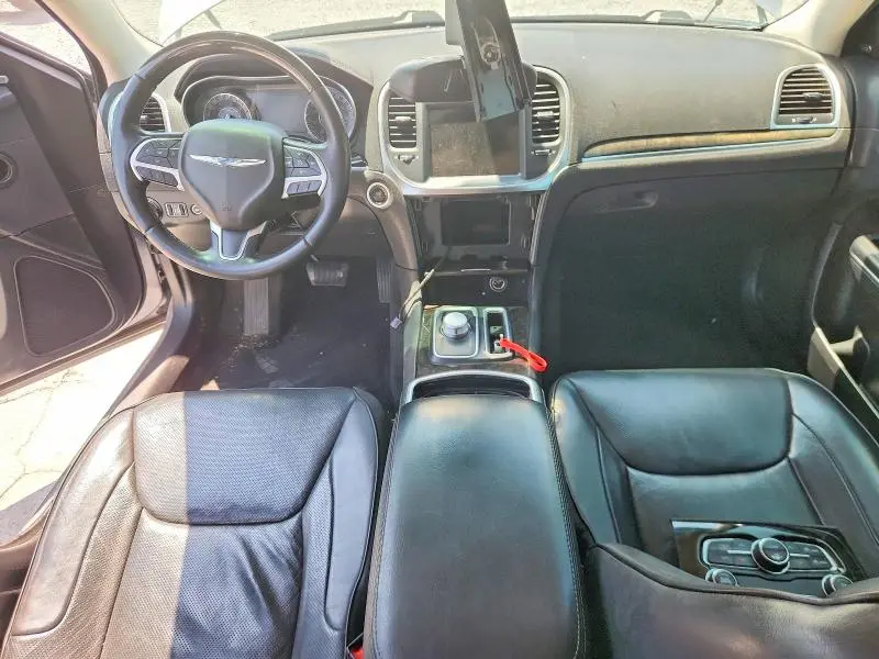 2016 CHRYSLER 300C   