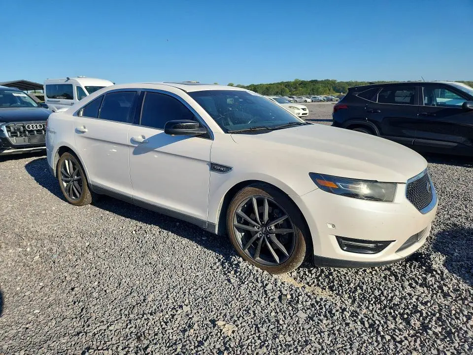 2016 FORD TAURUS SHO  