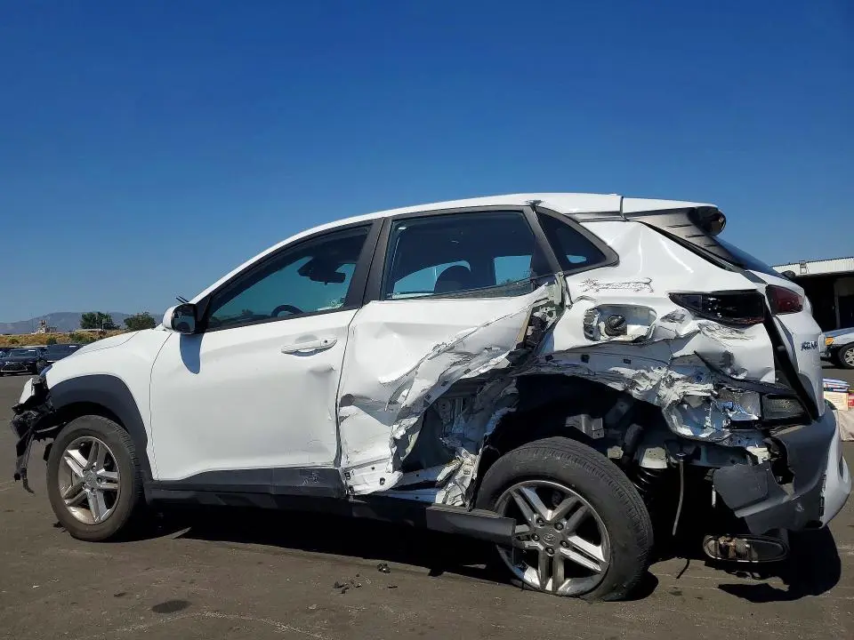 2022 HYUNDAI KONA SE  
