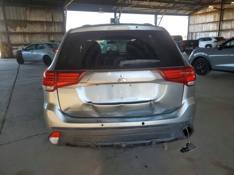 2017 MITSUBISHI OUTLANDER SE  