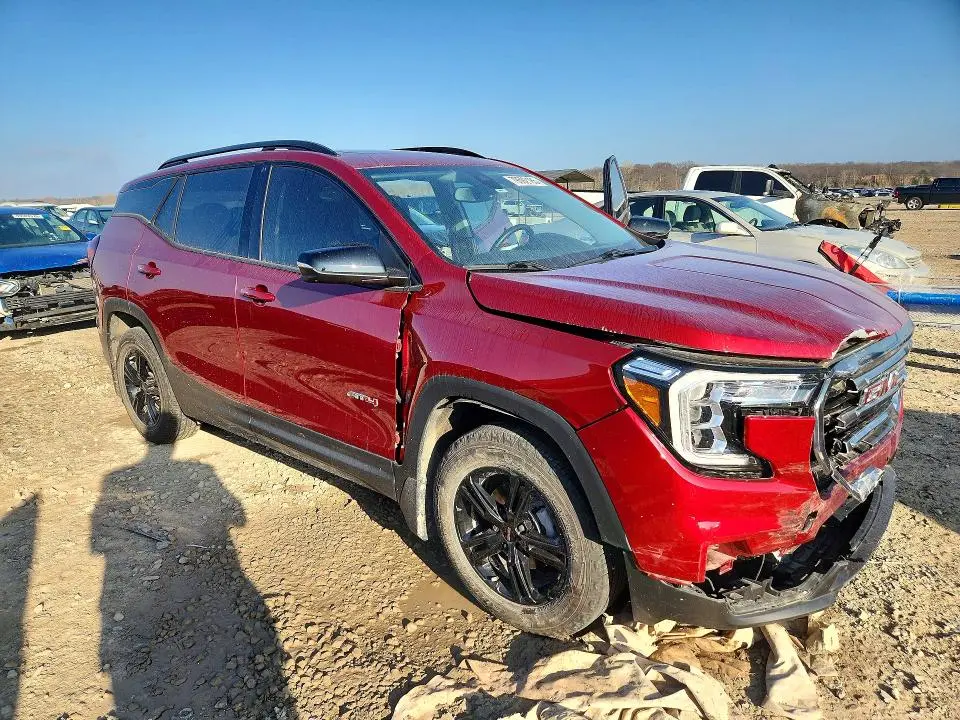 2024 GMC TERRAIN AT4  