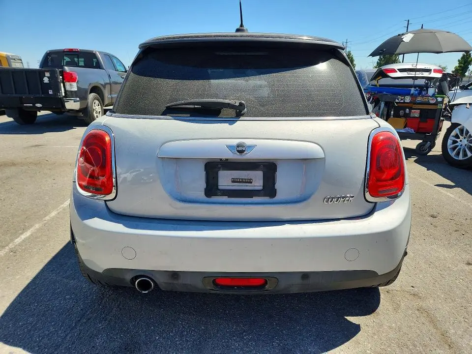 2014 MINI COOPER   