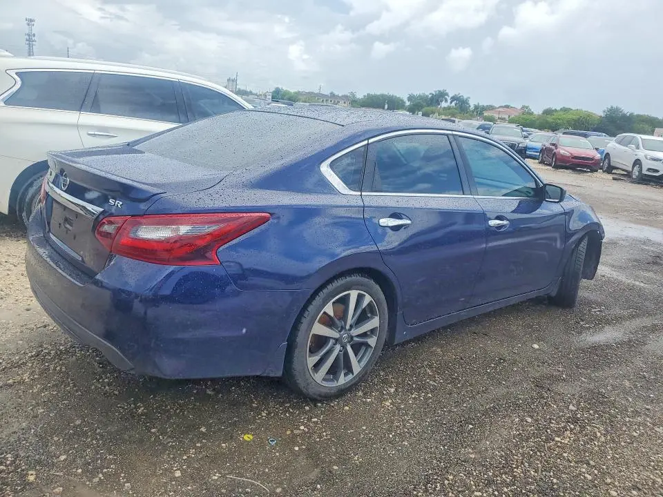 2017 NISSAN ALTIMA 2.5 SR  