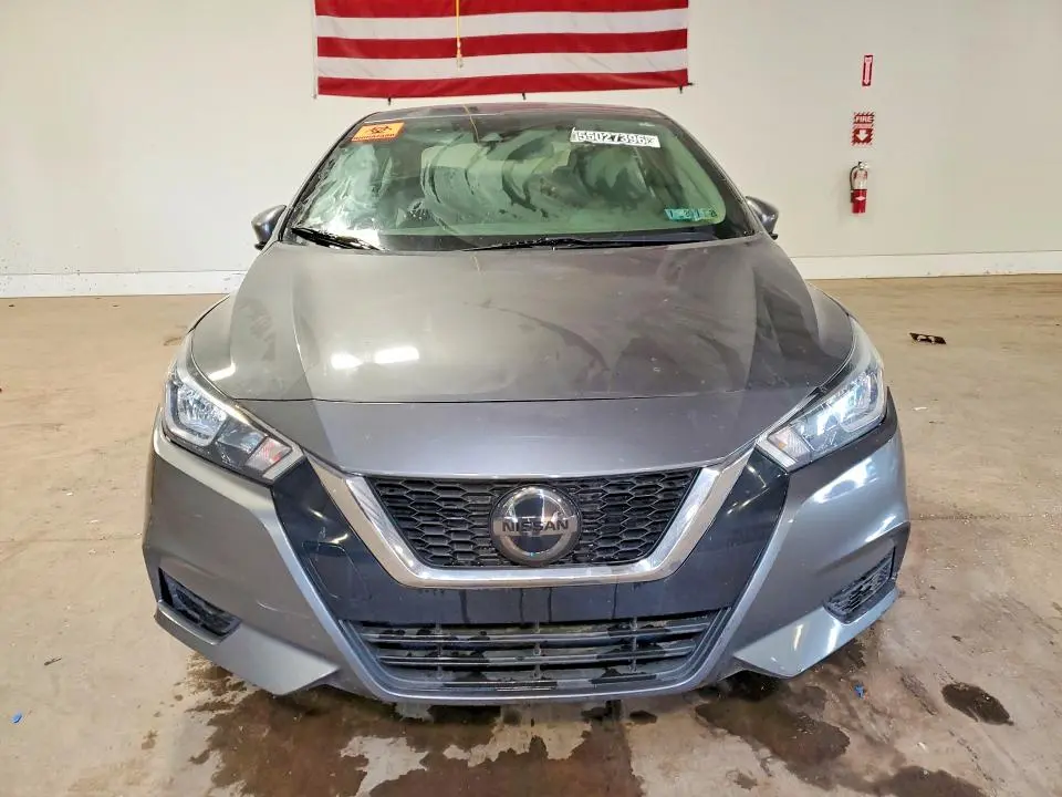 2020 NISSAN VERSA SV  
