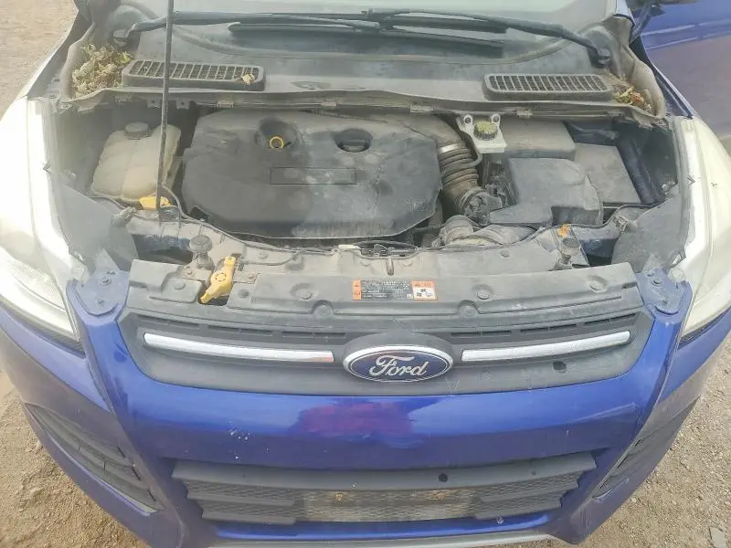 2015 FORD ESCAPE SE  