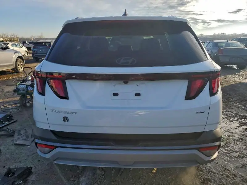 2025 HYUNDAI TUCSON SEL  