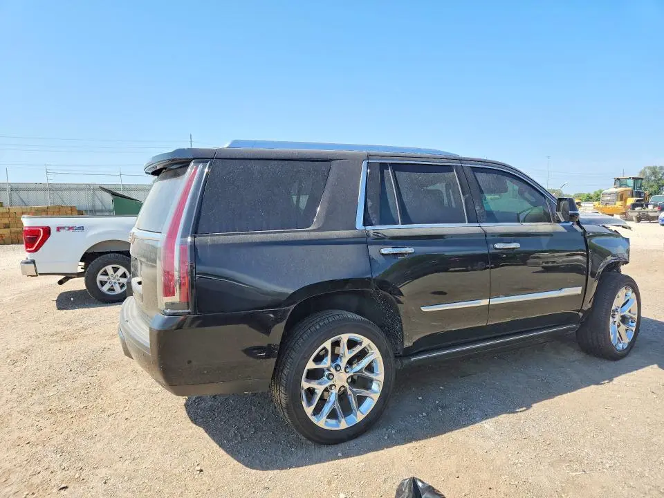 2017 CADILLAC ESCALADE PLATINUM  