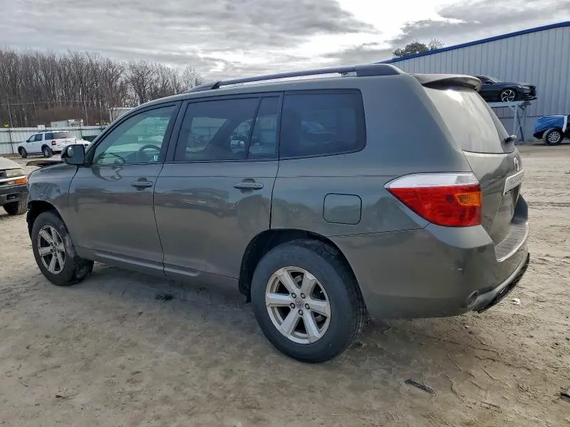 2010 TOYOTA HIGHLANDER   