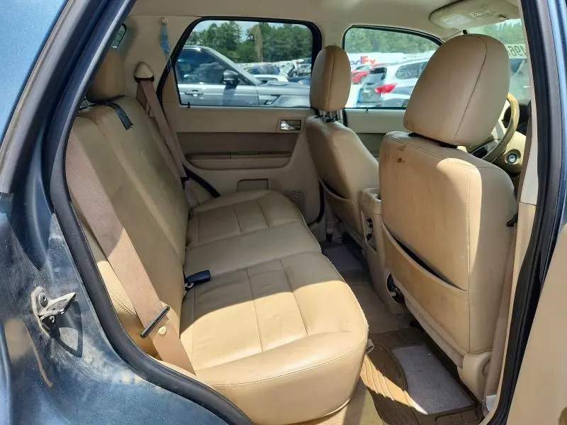 2010 FORD ESCAPE LIMITED  