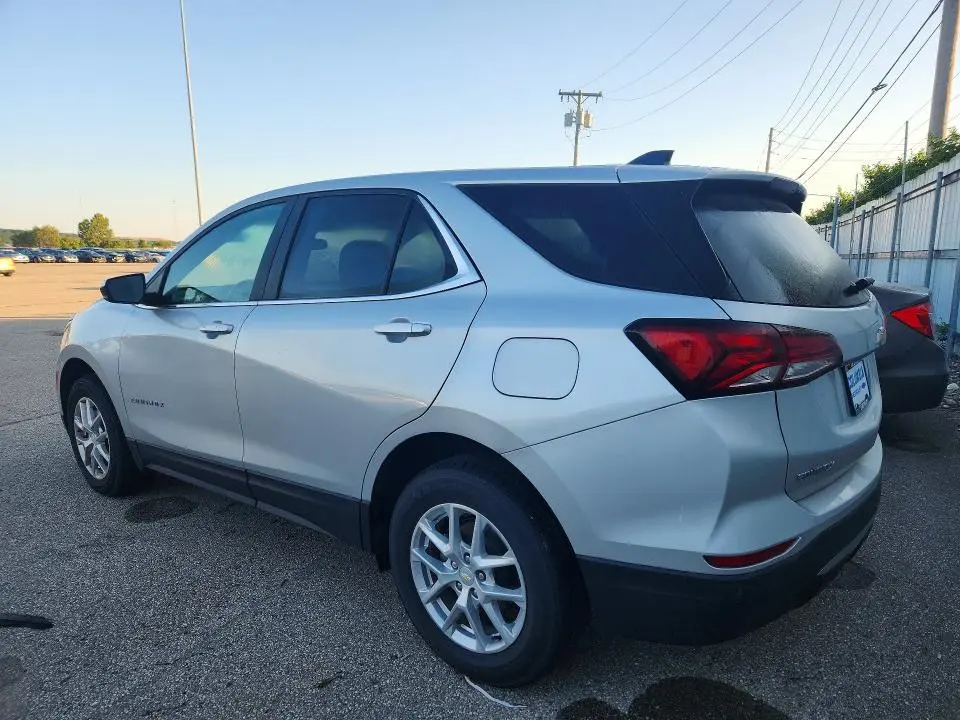 2022 CHEVROLET EQUINOX LT  