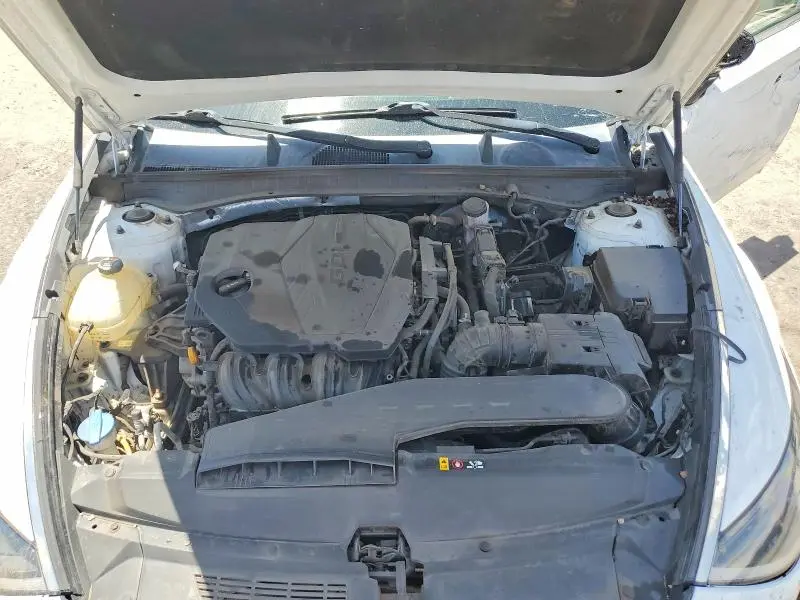 2020 HYUNDAI SONATA SE  